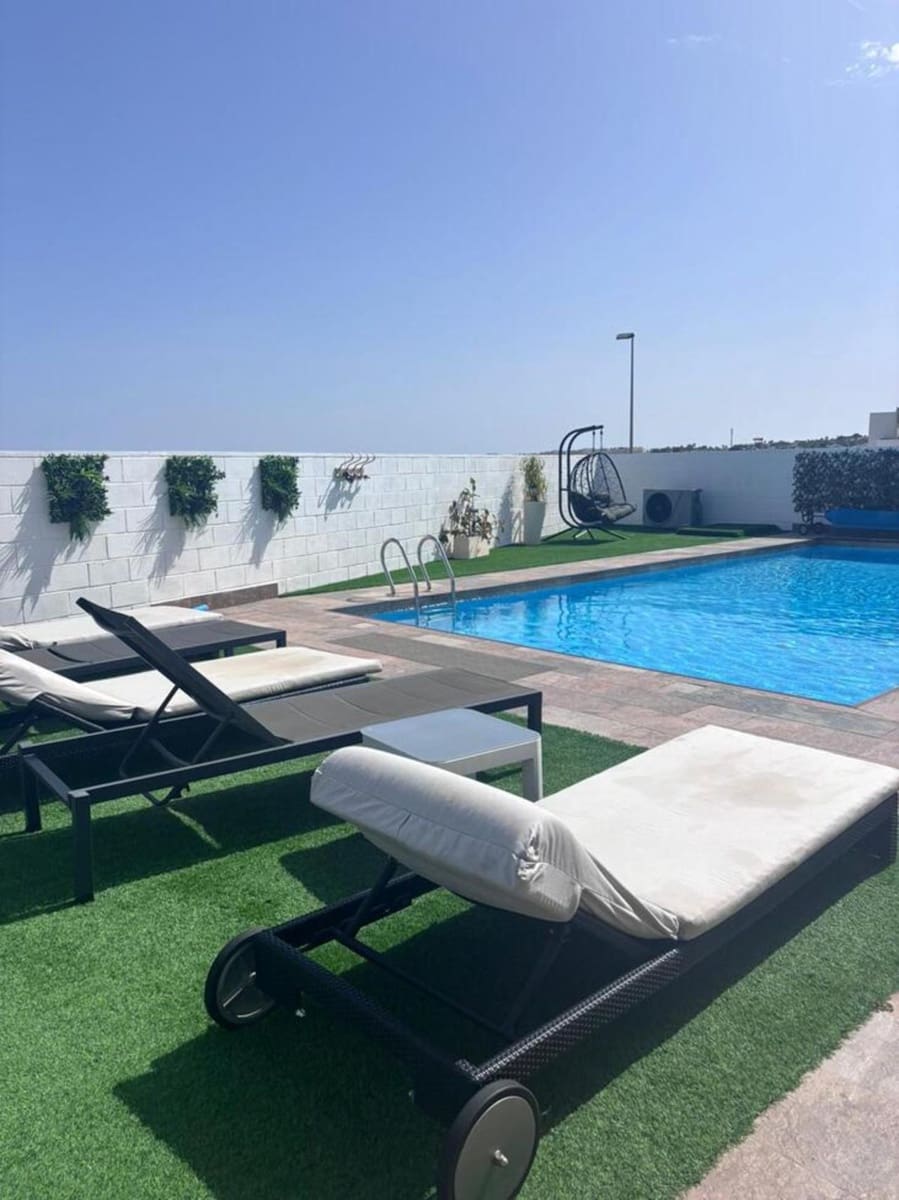 5 quarto Moradia para venda em Villamartin - 699 000 € (Ref: 9801265)