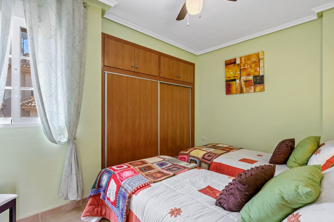 2 bedroom Townhouse for sale in San Miguel de Salinas with pool garage - € 189,500 (Ref: 9804078)