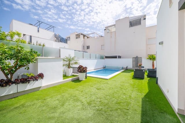 5 soveværelse Villa til salg i El Molino, Torrevieja med swimmingpool - € 559.000 (Ref: 9806225)