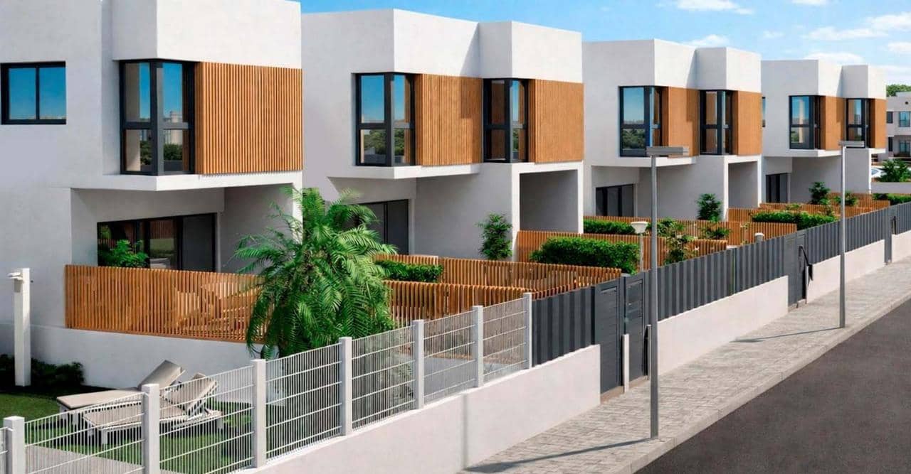 3 bedroom Villa for sale in Moncofa with pool - € 420,000 (Ref: 9806227)