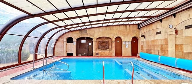 3 soveværelse Villa til salg i Villamartin, Orihuela med swimmingpool garage - € 255.000 (Ref: 9807790)
