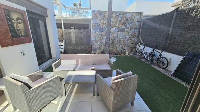 2 bedroom Villa for sale in Dehesa de Campoamor, Orihuela - € 299,000 (Ref: 9807792)
