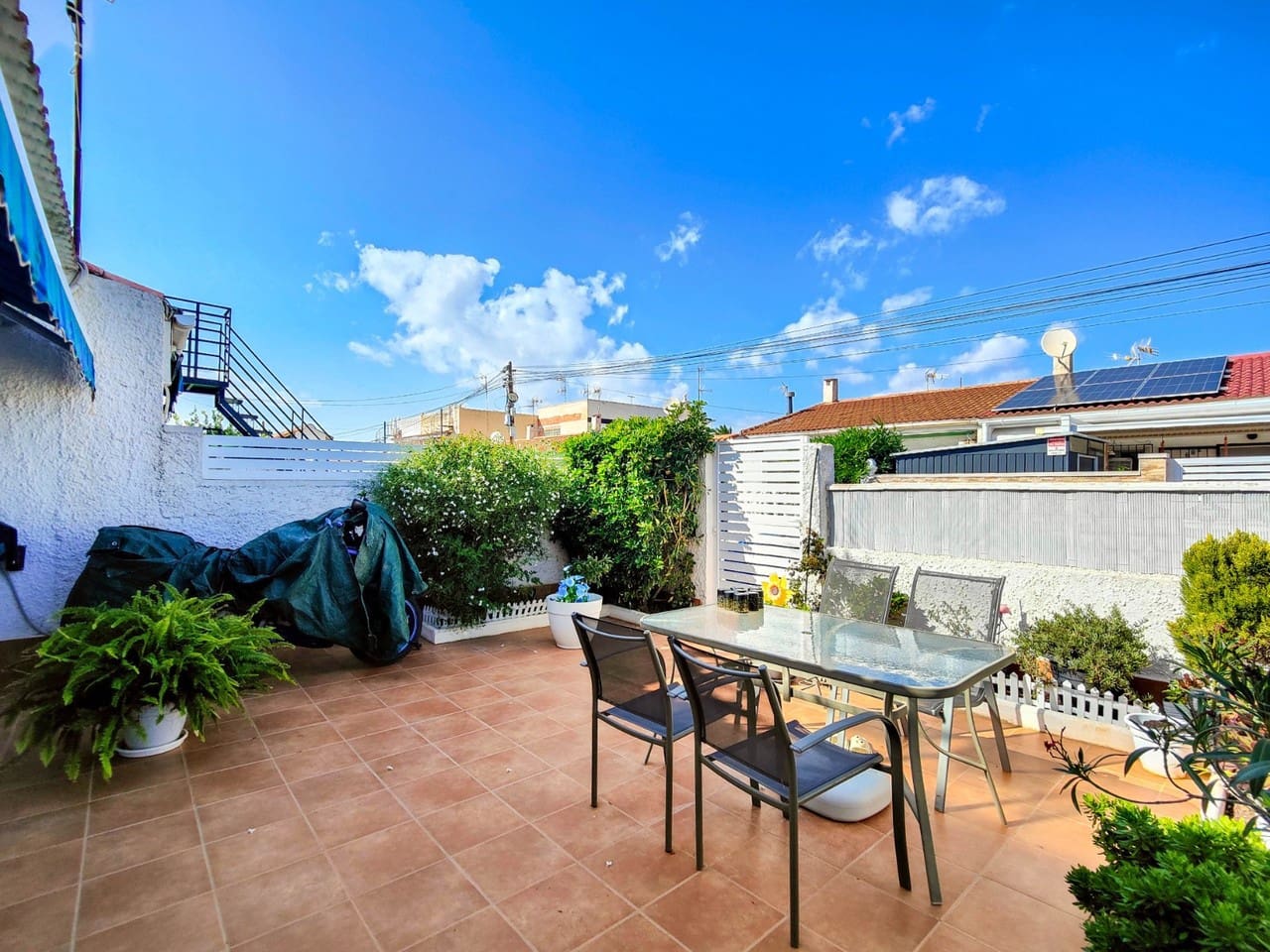2 slaapkamer Huis te koop in Torrevieja - € 129.900 (Ref: 9811326)