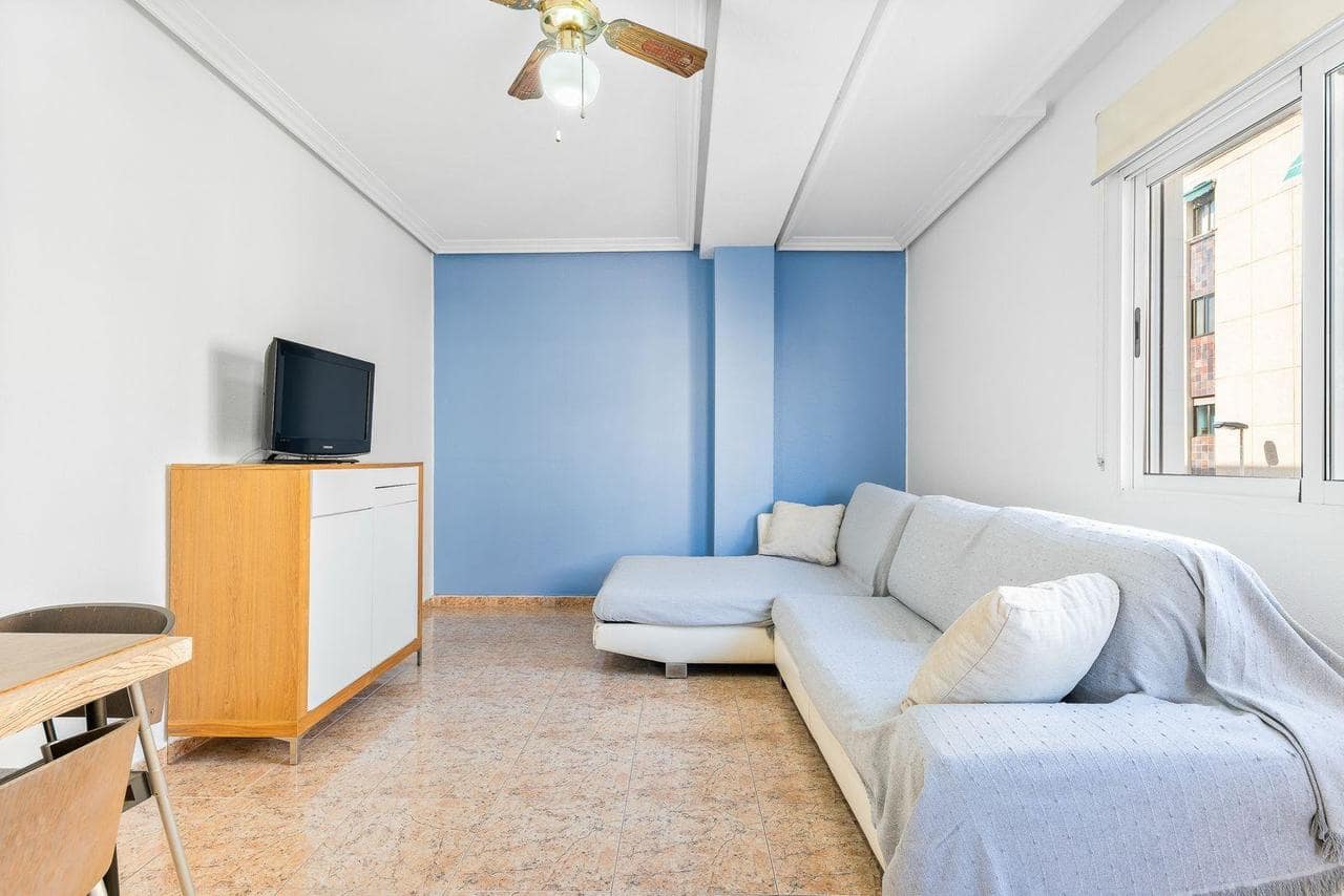 3 sovrum Lägenhet till salu i Torrevieja - 155 900 € (Ref: 9811328)