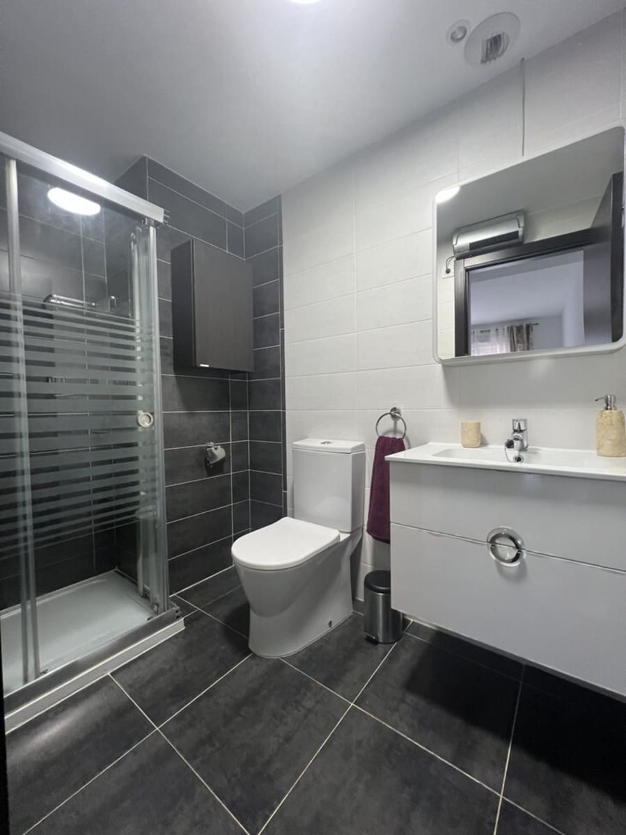 3 sovrum Lägenhet till salu i Orihuela Costa med pool - 255 000 € (Ref: 9811329)