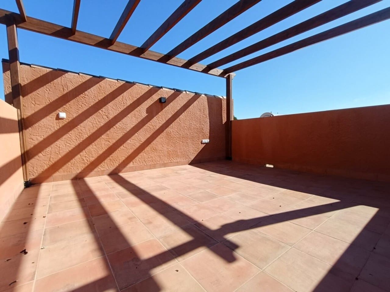 5 bedroom Villa for sale in Pilar de la Horadada with pool - € 785,000 (Ref: 9813231)