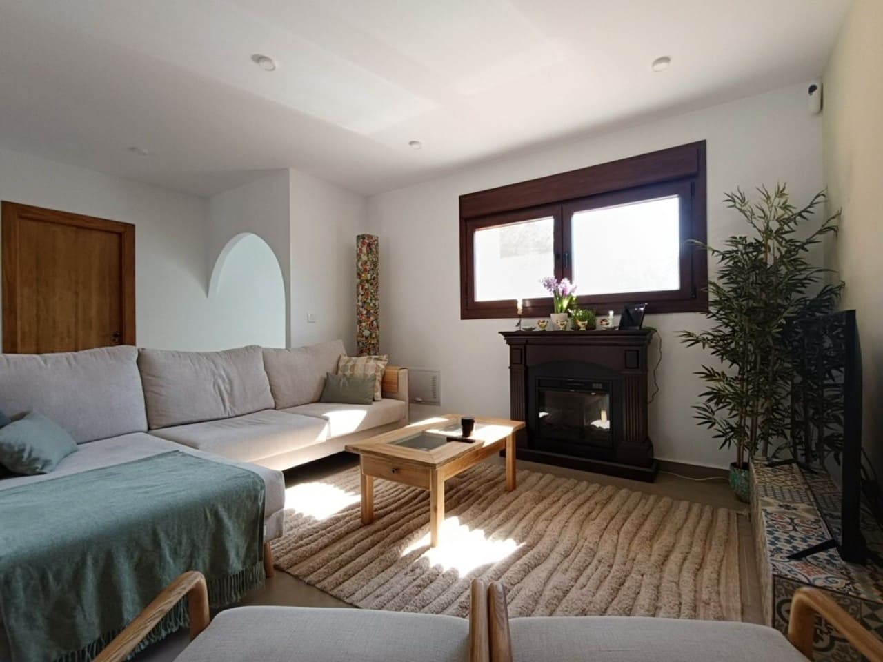 5 bedroom Villa for sale in Pilar de la Horadada with pool - € 785,000 (Ref: 9813231)