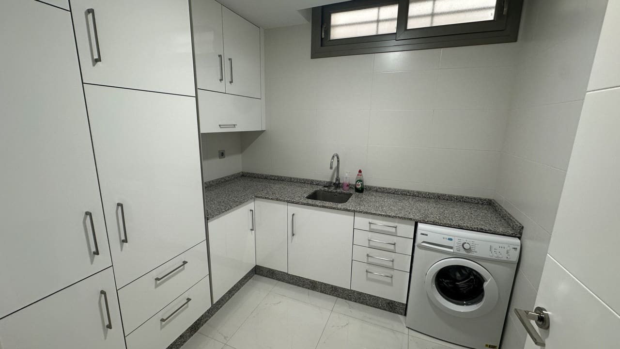 5 Zimmer Villa zu verkaufen in Orihuela Costa - 675.000 € (Ref: 9813233)