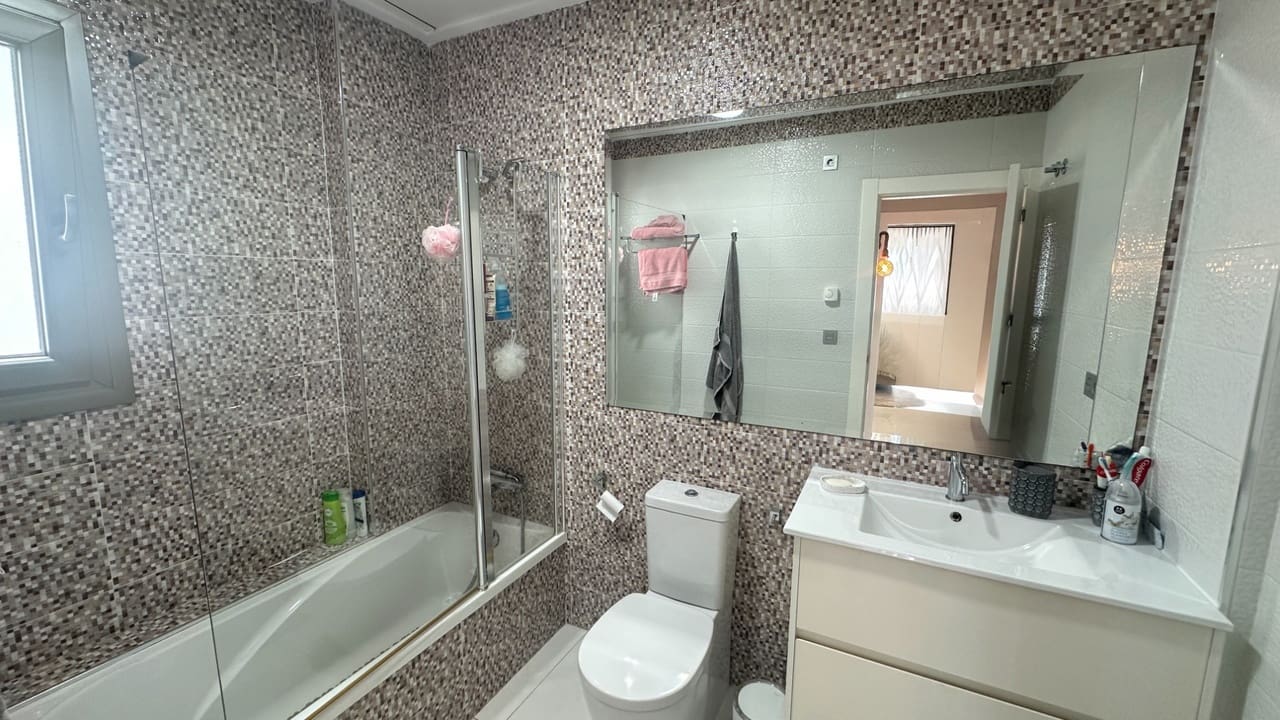 5 Zimmer Villa zu verkaufen in Orihuela Costa - 675.000 € (Ref: 9813233)