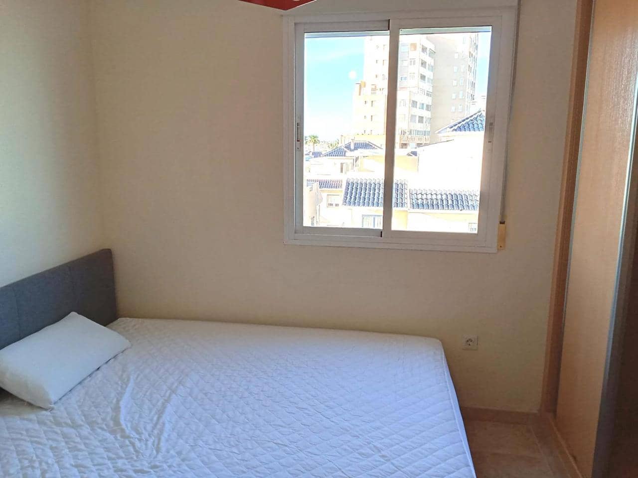 2 sypialnia Penthouse na sprzedaż w Torrevieja z basenem - 258 150 € (Ref: 9813234)