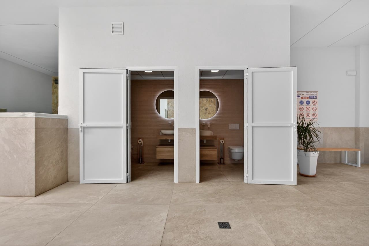 Apartamento de 2 habitaciones en Guardamar del Segura en venta - 325.000 € (Ref: 9813235)