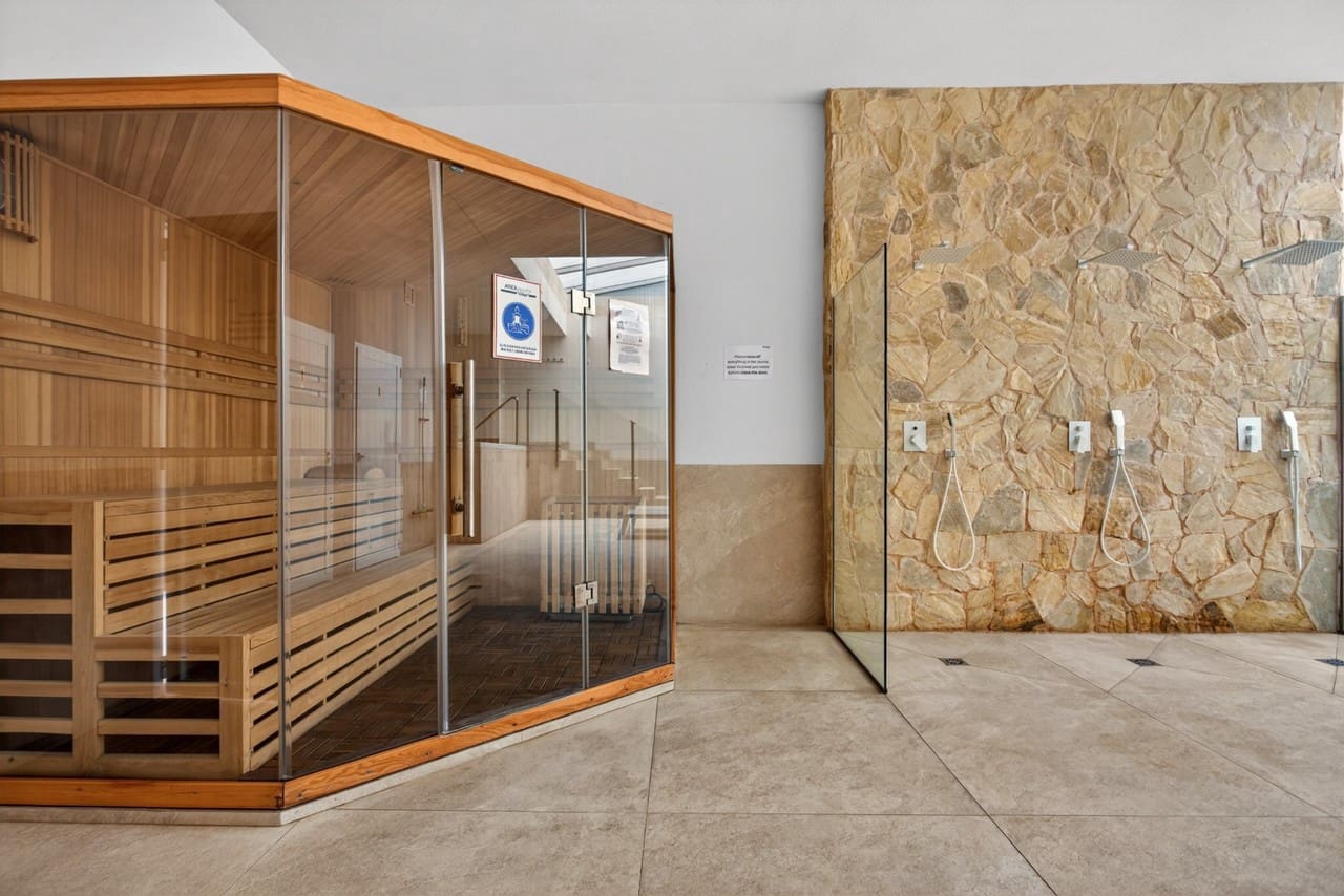 Apartamento de 2 habitaciones en Guardamar del Segura en venta - 325.000 € (Ref: 9813235)