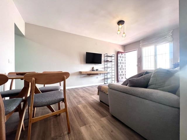 Bungalow de 2 habitaciones en Dehesa de Campoamor, Orihuela en venta - 164.900 € (Ref: 9813735)