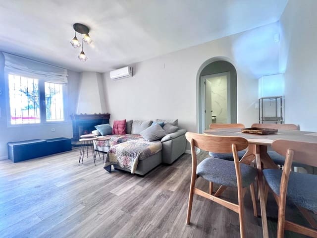 Bungalow de 2 habitaciones en Dehesa de Campoamor, Orihuela en venta - 164.900 € (Ref: 9813735)