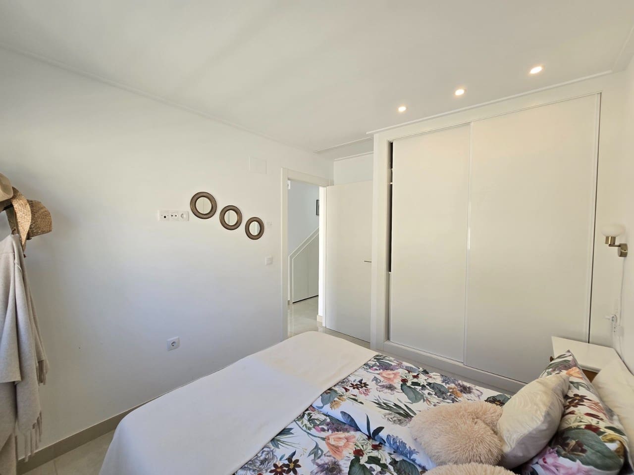 Casa de 3 habitaciones en Ciudad Quesada en venta - 359.900 € (Ref: 9814273)