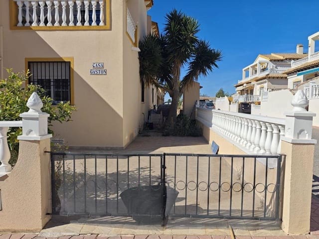 2 soverom Hus til salgs i Dehesa de Campoamor, Orihuela med svømmebasseng - € 200 000 (Ref: 9814274)