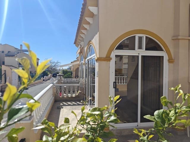 2 soverom Hus til salgs i Dehesa de Campoamor, Orihuela med svømmebasseng - € 200 000 (Ref: 9814274)
