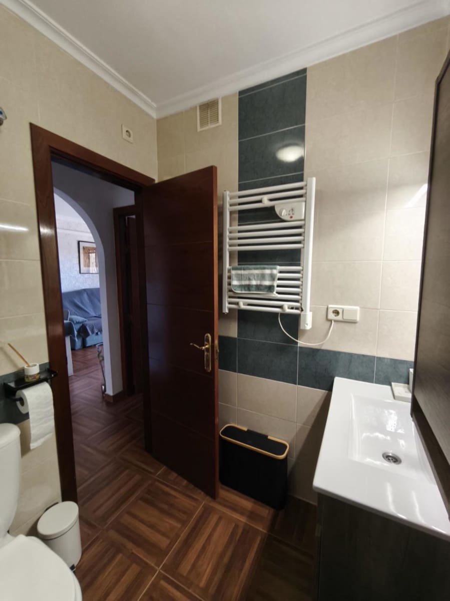 2 bedroom Bungalow for sale in Torrevieja with pool - € 189,000 (Ref: 9814275)