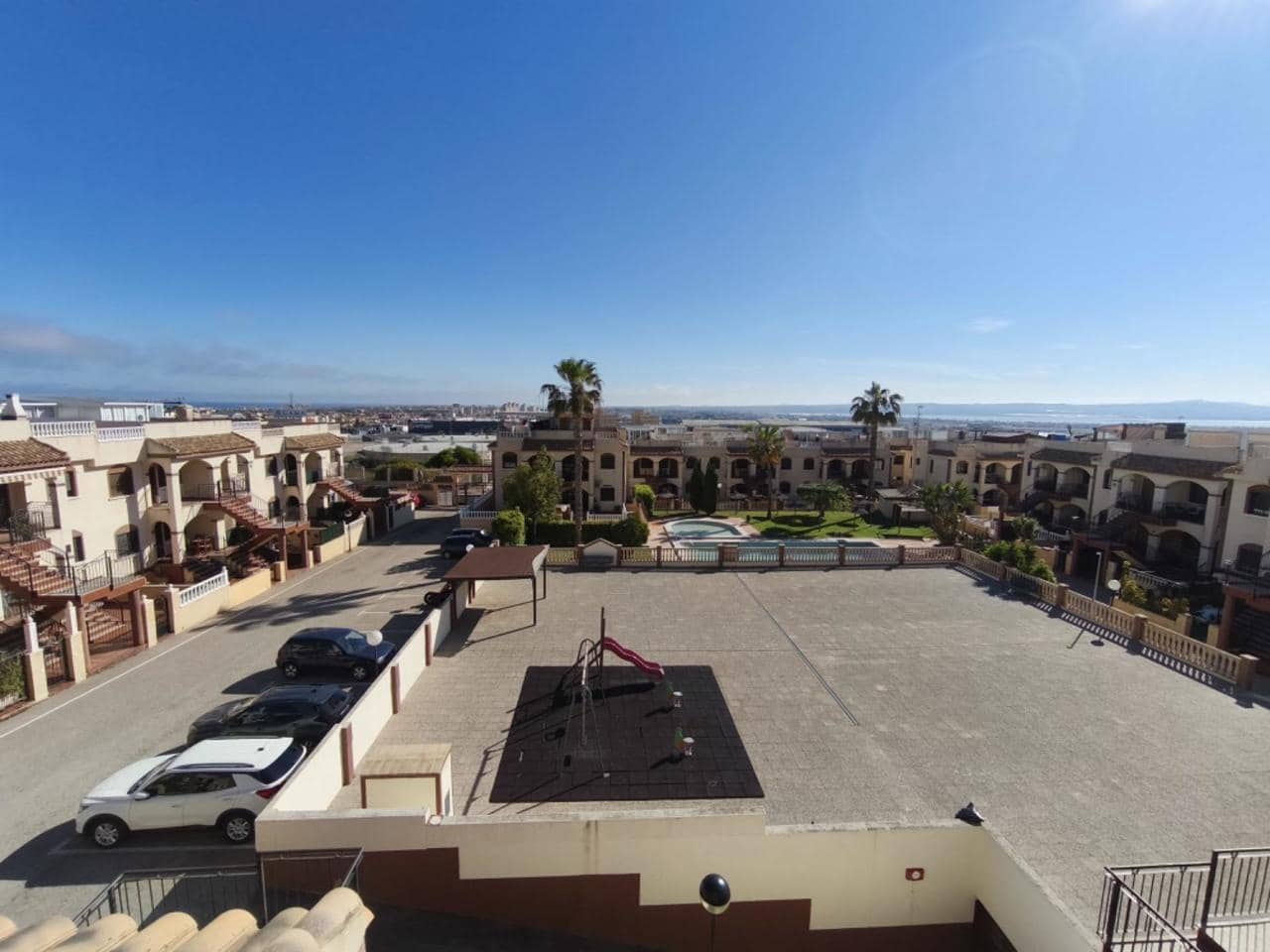 2 bedroom Bungalow for sale in Torrevieja with pool - € 189,000 (Ref: 9814275)