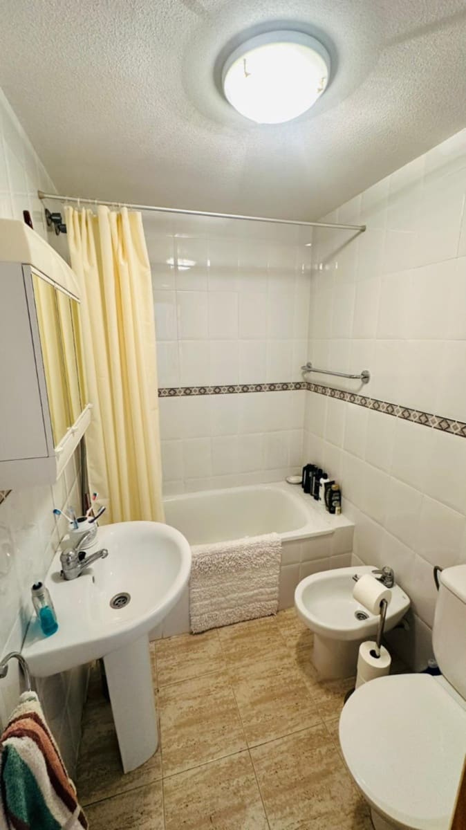 2 sovrum Lägenhet till salu i Torrevieja - 129 000 € (Ref: 9814277)