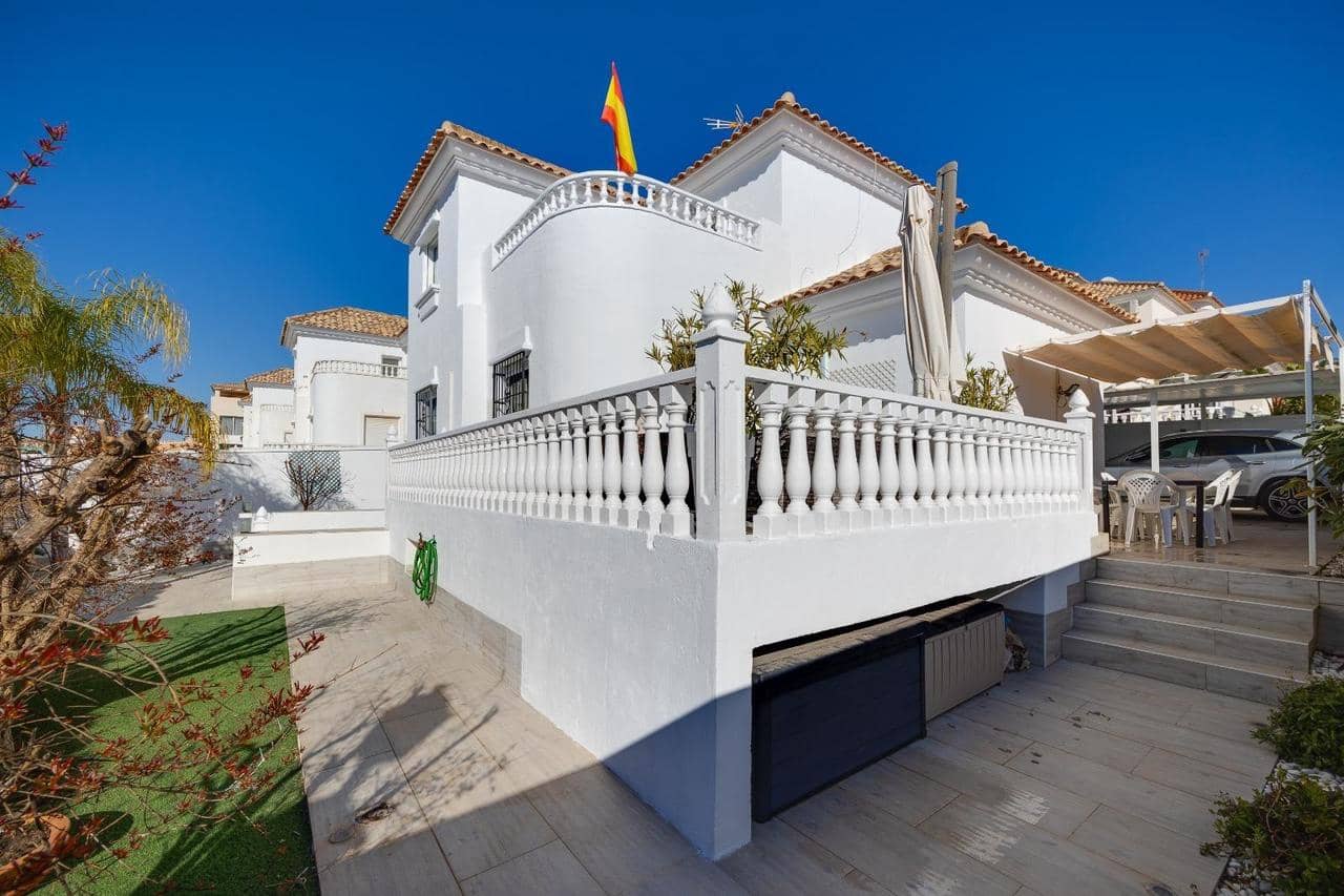 4 chambre Maison de Ville à vendre à Orihuela Costa avec piscine - 436 000 € (Ref: 9817794)
