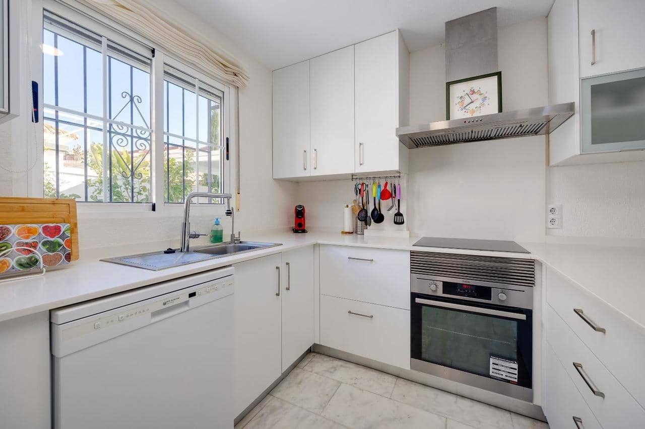4 chambre Maison de Ville à vendre à Orihuela Costa avec piscine - 436 000 € (Ref: 9817794)