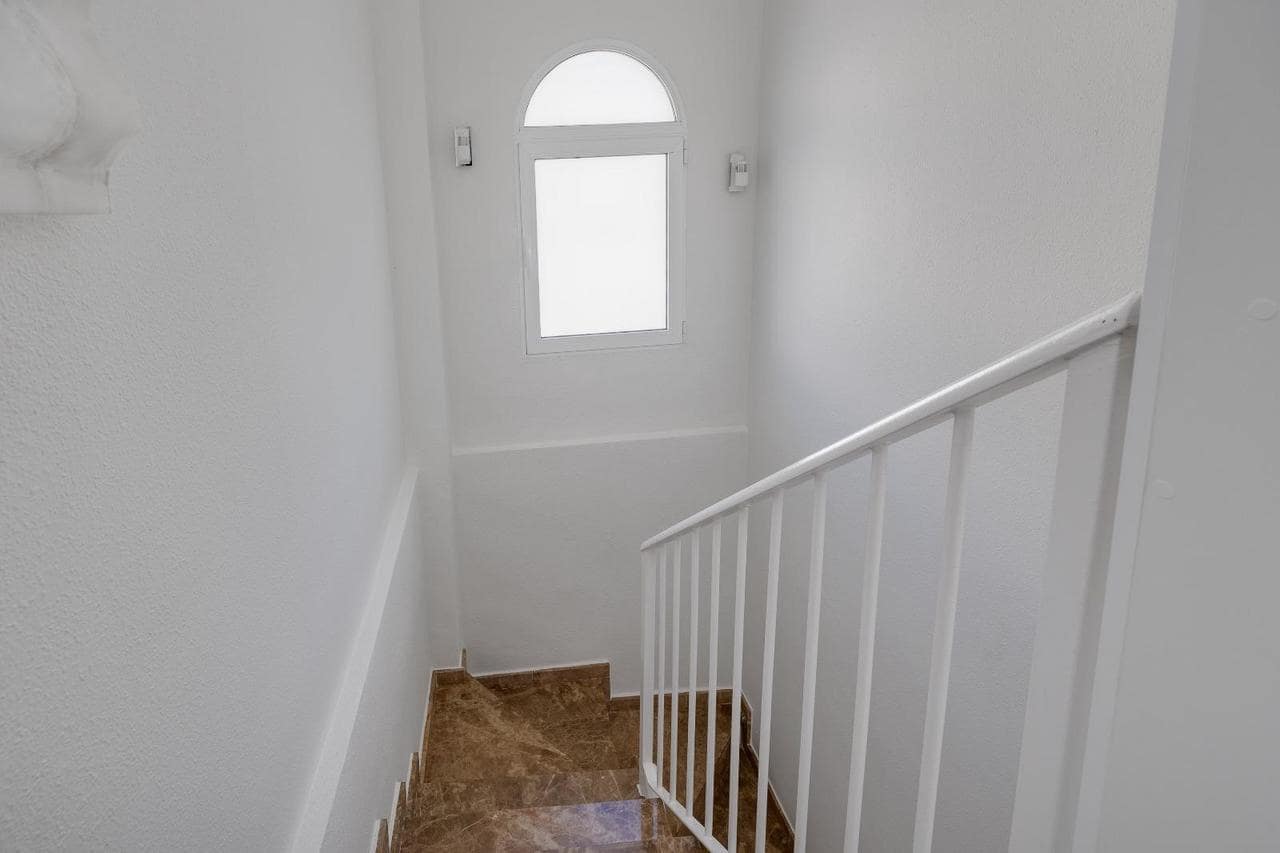 4 chambre Maison de Ville à vendre à Orihuela Costa avec piscine - 436 000 € (Ref: 9817794)