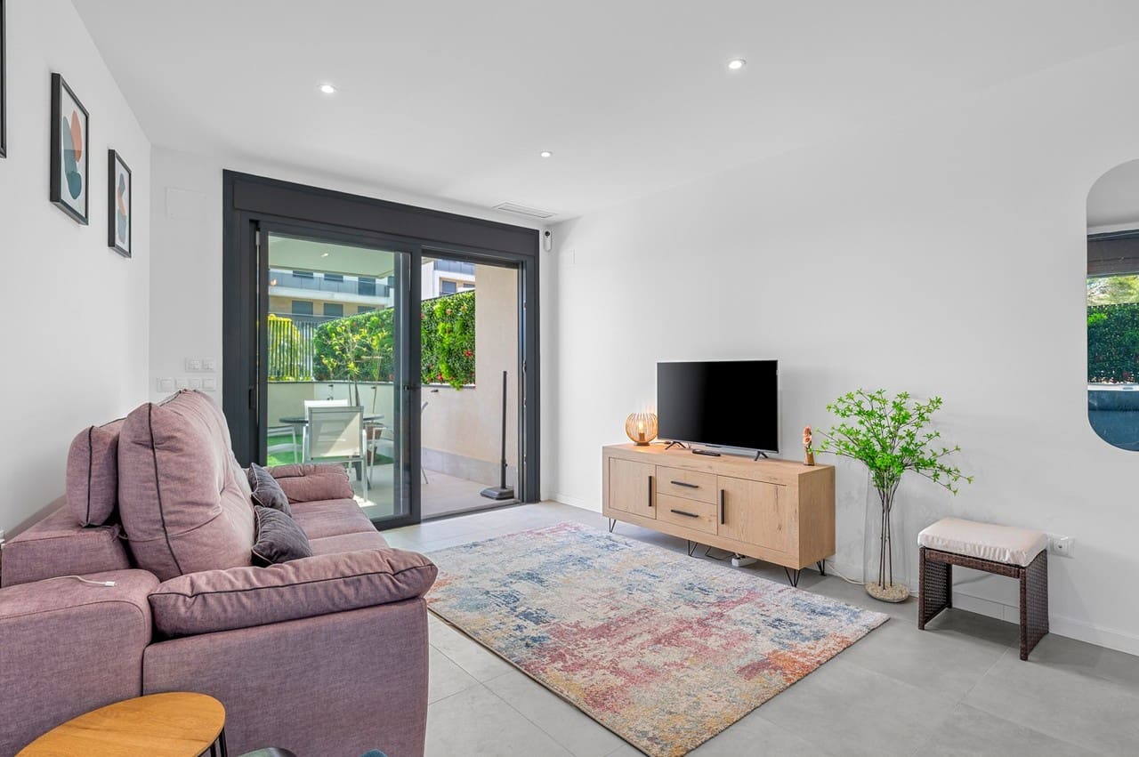 3 sovrum Lägenhet till salu i Dehesa de Campoamor - 349 000 € (Ref: 9817795)