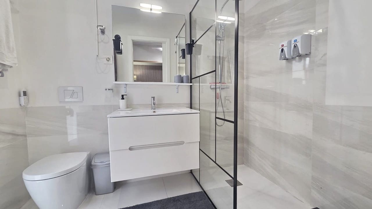 3 Zimmer Apartment zu verkaufen in Villamartin - 299.900 € (Ref: 9817799)