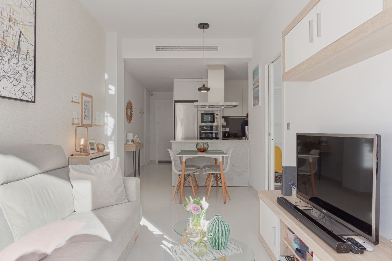 1 Zimmer Apartment zu verkaufen in Torrevieja - 175.000 € (Ref: 9817800)