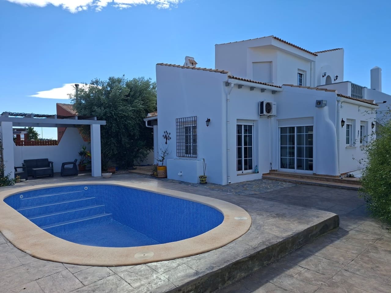 5 soveværelse Villa til salg i Fortuna - € 269.500 (Ref: 9820012)