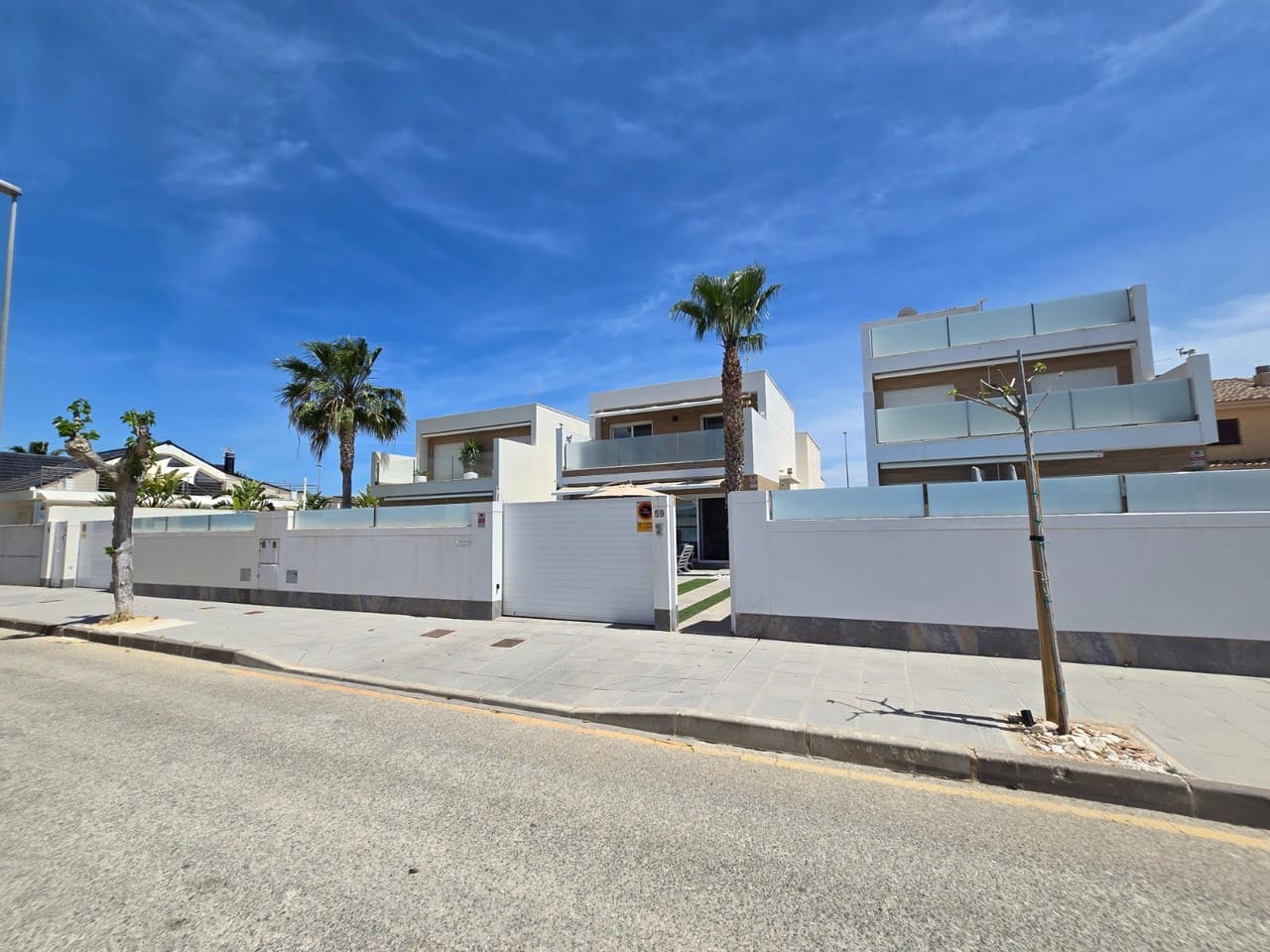 3 soveværelse Villa til salg i Pilar de la Horadada med swimmingpool - € 437.500 (Ref: 9820018)