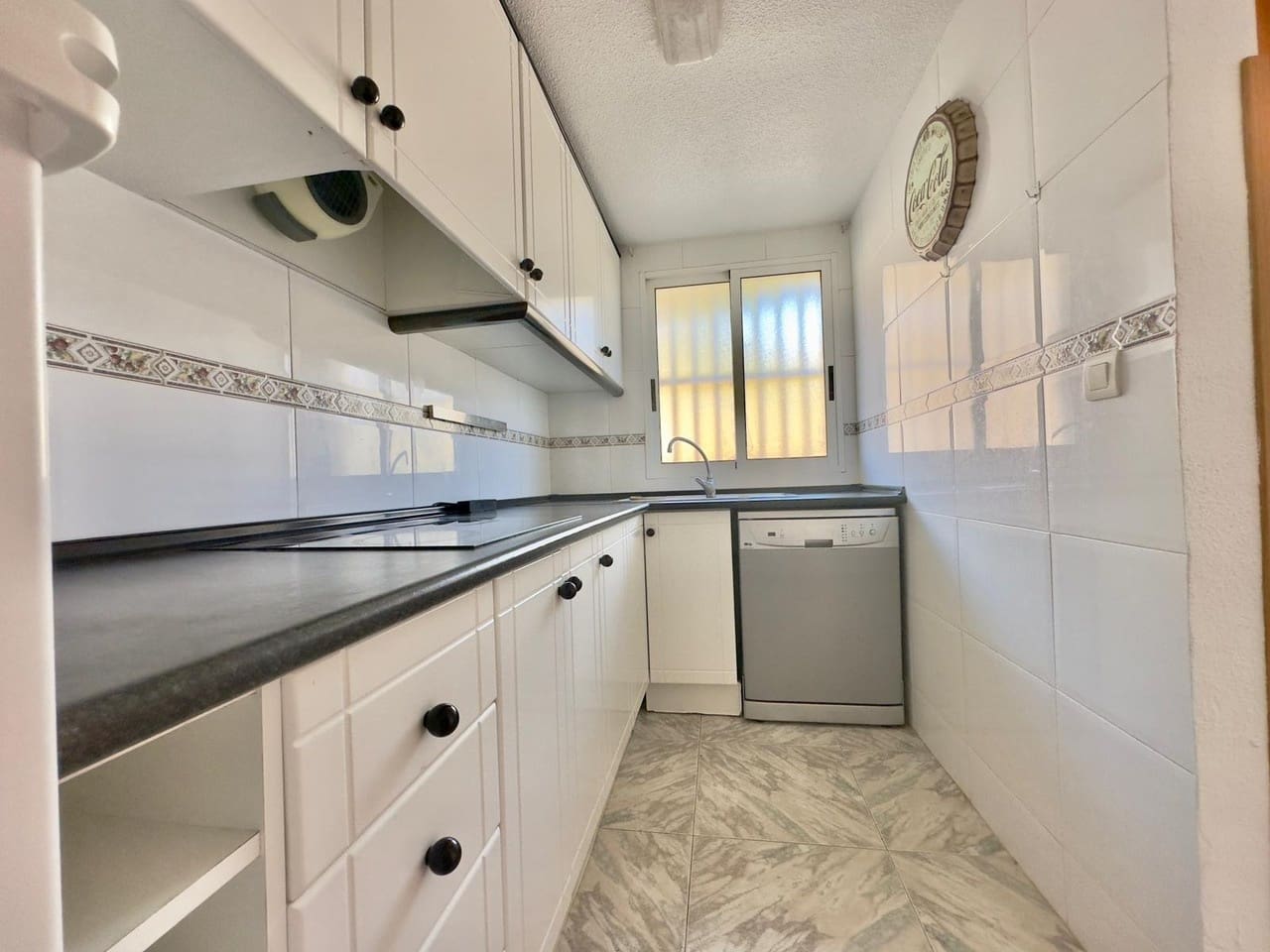 2 chambre Appartement à vendre à Torrevieja avec piscine - 199 000 € (Ref: 9820019)