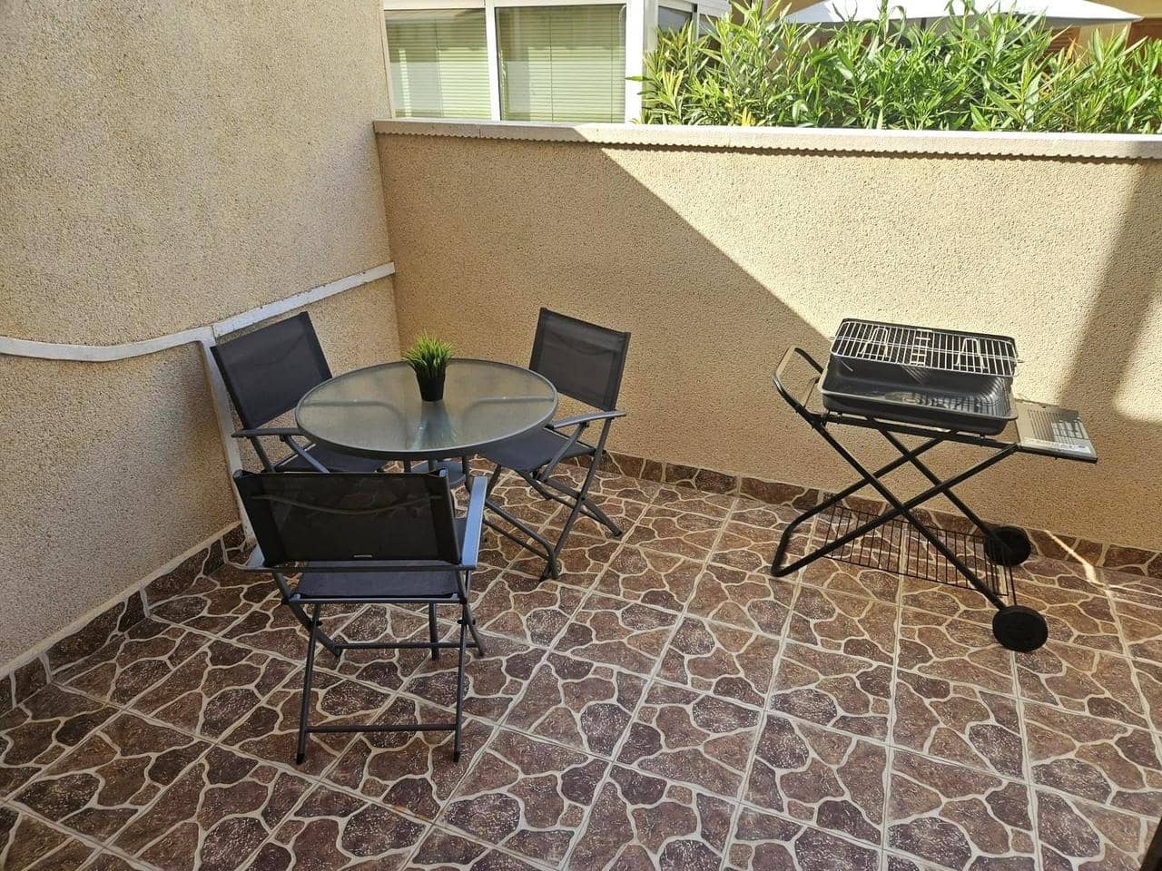 2 Zimmer Bungalow zu verkaufen in Orihuela Costa mit Pool - 185.000 € (Ref: 9822352)