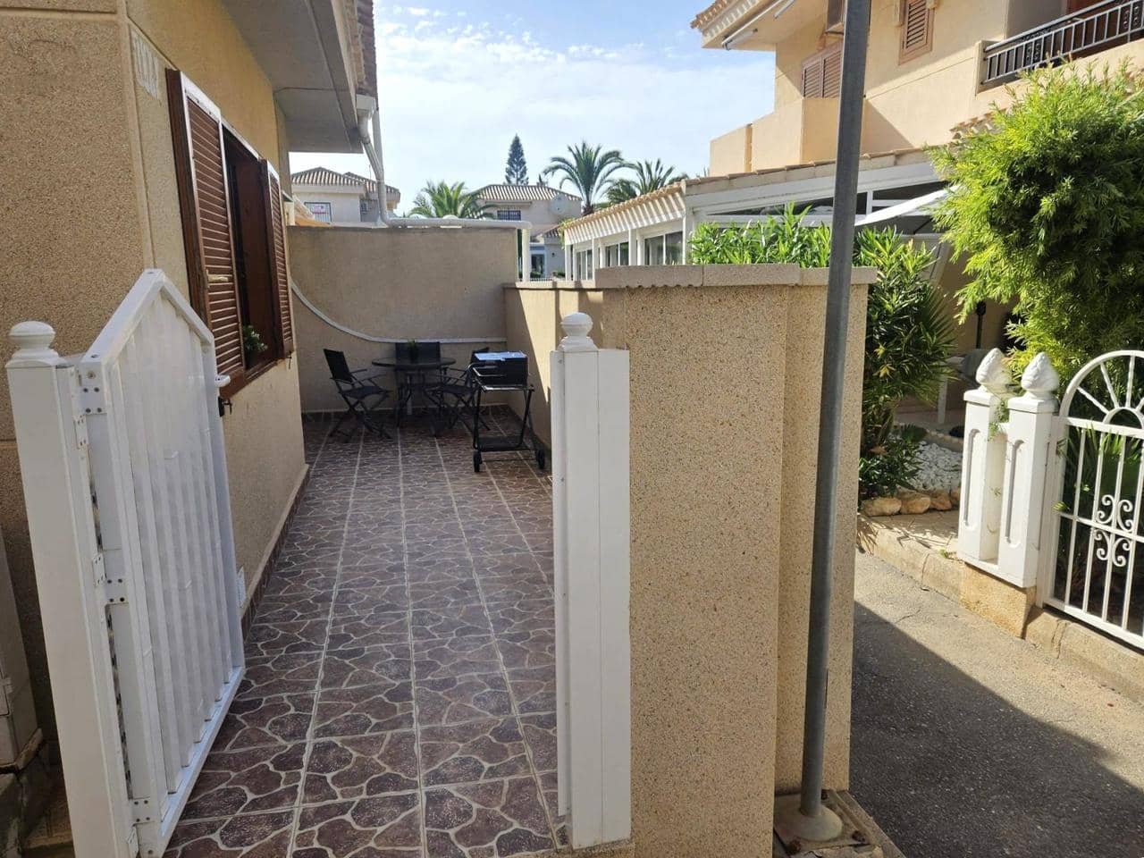 2 Zimmer Bungalow zu verkaufen in Orihuela Costa mit Pool - 185.000 € (Ref: 9822352)