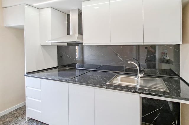 2 bedroom Bungalow for sale in Dehesa de Campoamor, Orihuela with pool - € 169,000 (Ref: 9822363)
