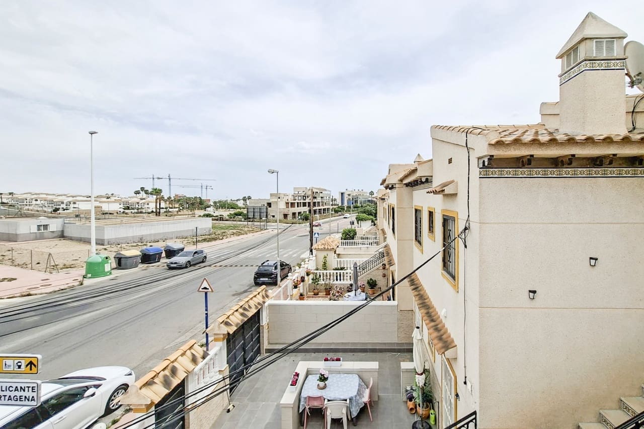 2 Zimmer Bungalow zu verkaufen in Orihuela Costa mit Pool - 169.000 € (Ref: 9822363)
