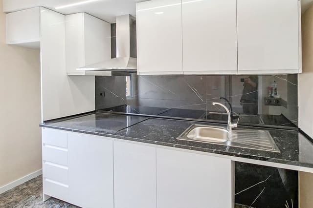 2 bedroom Bungalow for sale in Dehesa de Campoamor, Orihuela with pool - € 149,000 (Ref: 9822363)