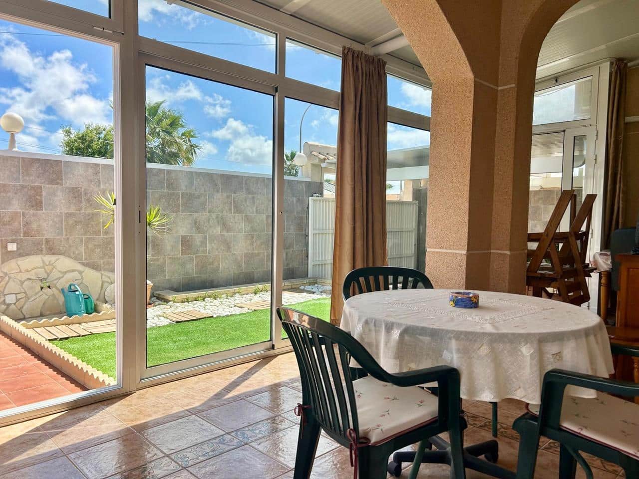 3 camera da letto Villa in vendita in Torrevieja con piscina - 549.900 € (Rif: 9827098)