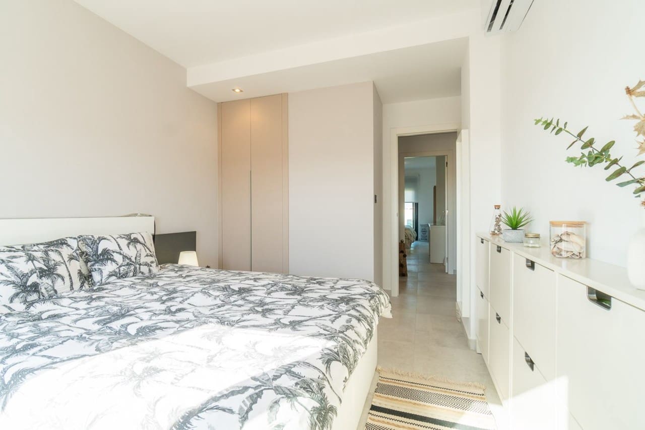 2 quarto Apartamento para venda em El Raso - 295 000 € (Ref: 9830865)