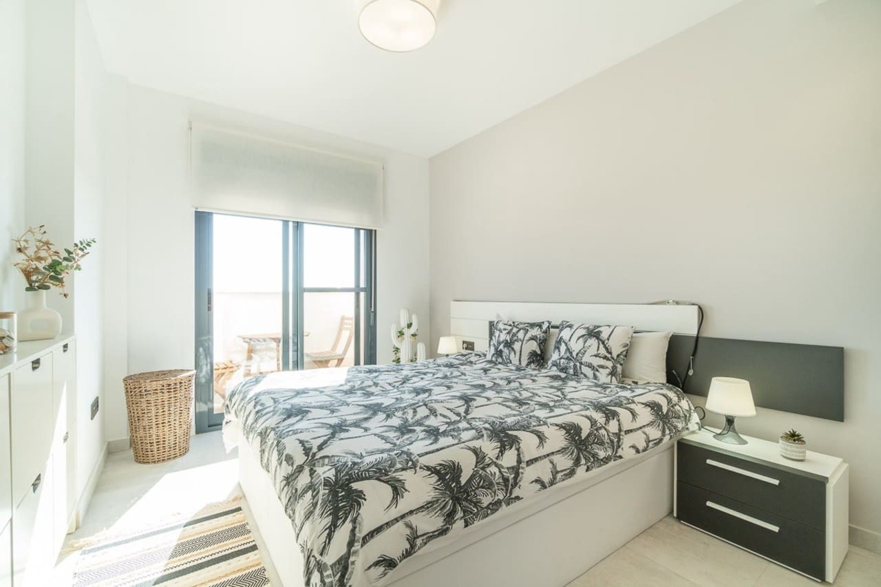 2 quarto Apartamento para venda em El Raso - 295 000 € (Ref: 9830865)