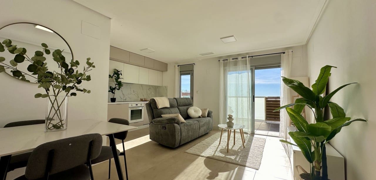 3 soveværelse Lejlighed til salg i Torrevieja - € 225.000 (Ref: 9833391)