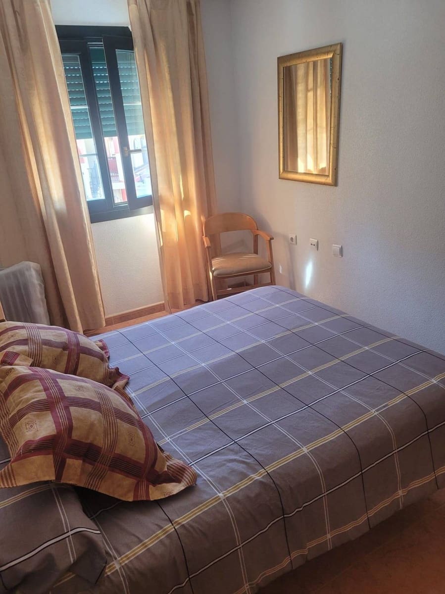 2 slaapkamer Appartement te koop in Los Alcazares - € 137.900 (Ref: 9833396)