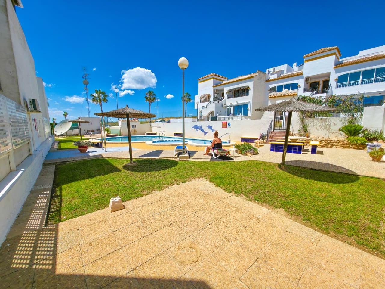 2 bedroom Apartment for sale in Entre Naranjos - € 135,000 (Ref: 9833401)
