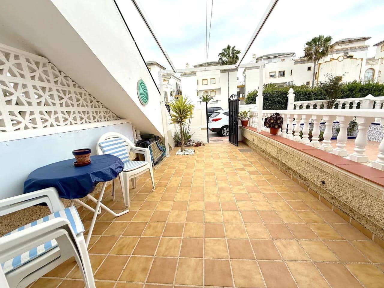 1 chambre Appartement à vendre à Torrevieja - 135 000 € (Ref: 9833403)