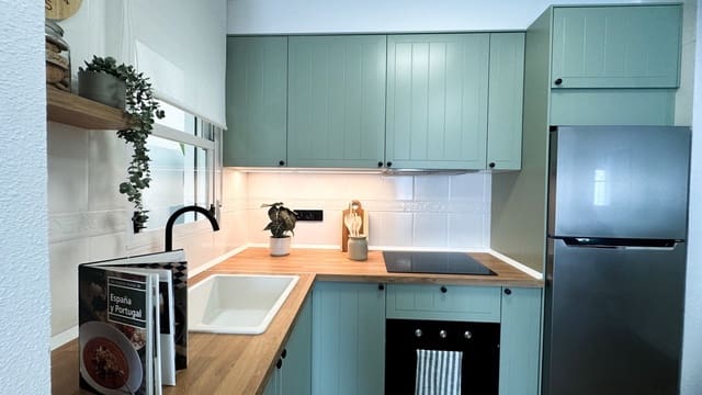 2 bedroom Apartment for sale in Dehesa de Campoamor, Orihuela - € 199,800 (Ref: 9833406)