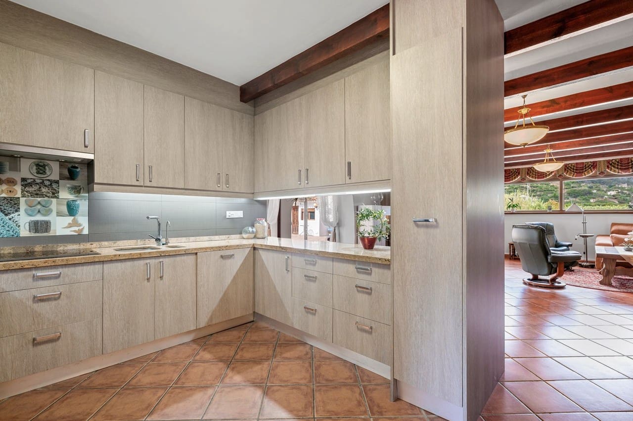 4 sypialnia Finka/Dom wiejski na sprzedaż w La Nucia z basenem garażem - 795 000 € (Ref: 9835986)