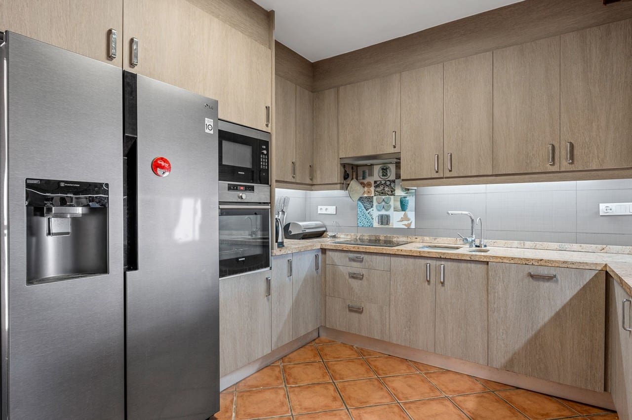 4 sypialnia Finka/Dom wiejski na sprzedaż w La Nucia z basenem garażem - 795 000 € (Ref: 9835986)