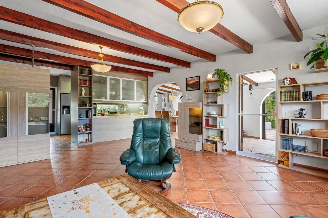 4 sypialnia Finka/Dom wiejski na sprzedaż w La Nucia z basenem garażem - 795 000 € (Ref: 9835986)