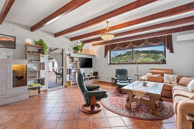 4 soverom Finca/Herregård til salgs i La Nucia Pueblo  , La Nucia med svømmebasseng garasje - € 795 000 (Ref: 9835986)